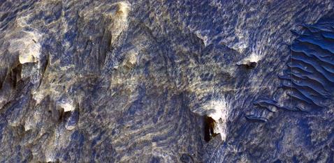   -     ,    (   )  4 .  ,  ( NASA/JPL/Univ.of Arizona).